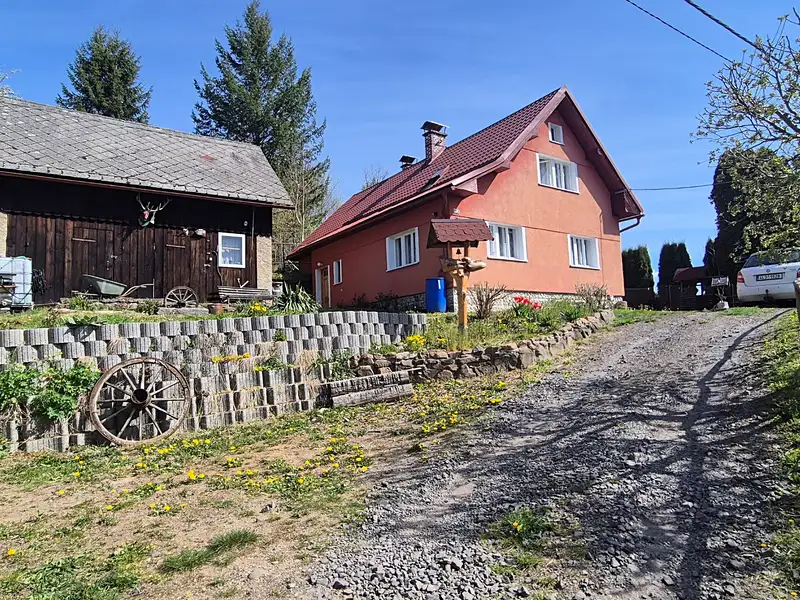 Prodej rodinného domu 150 m², pozemek 794 m², Benešov u Semil – náhled fotky 3