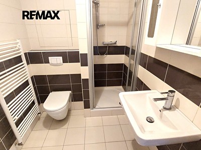 Pronájem bytu 1+kk 35 m²