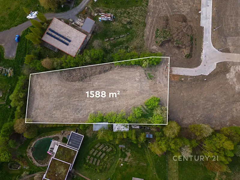 Prodej stavebního pozemku 1588 m², Starý Jičín – náhled fotky 3