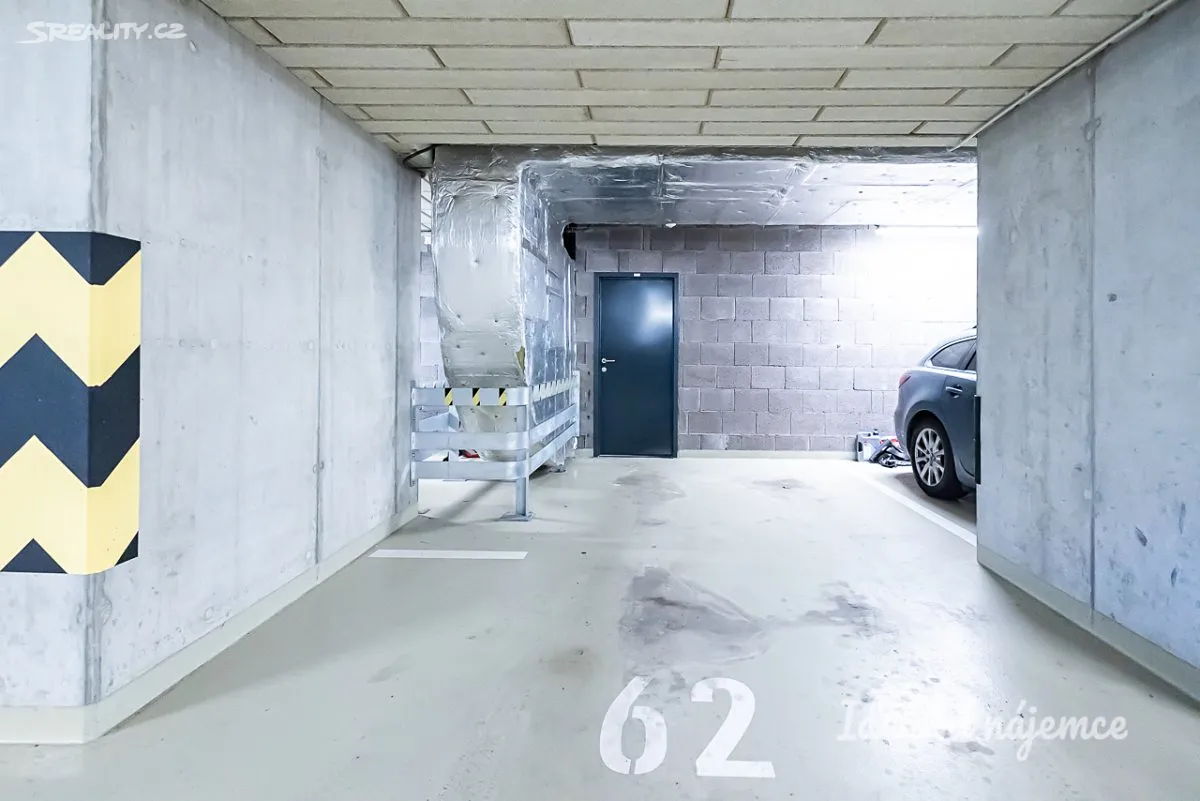 Pronájem bytu 2+kk 68 m² – pohled 2