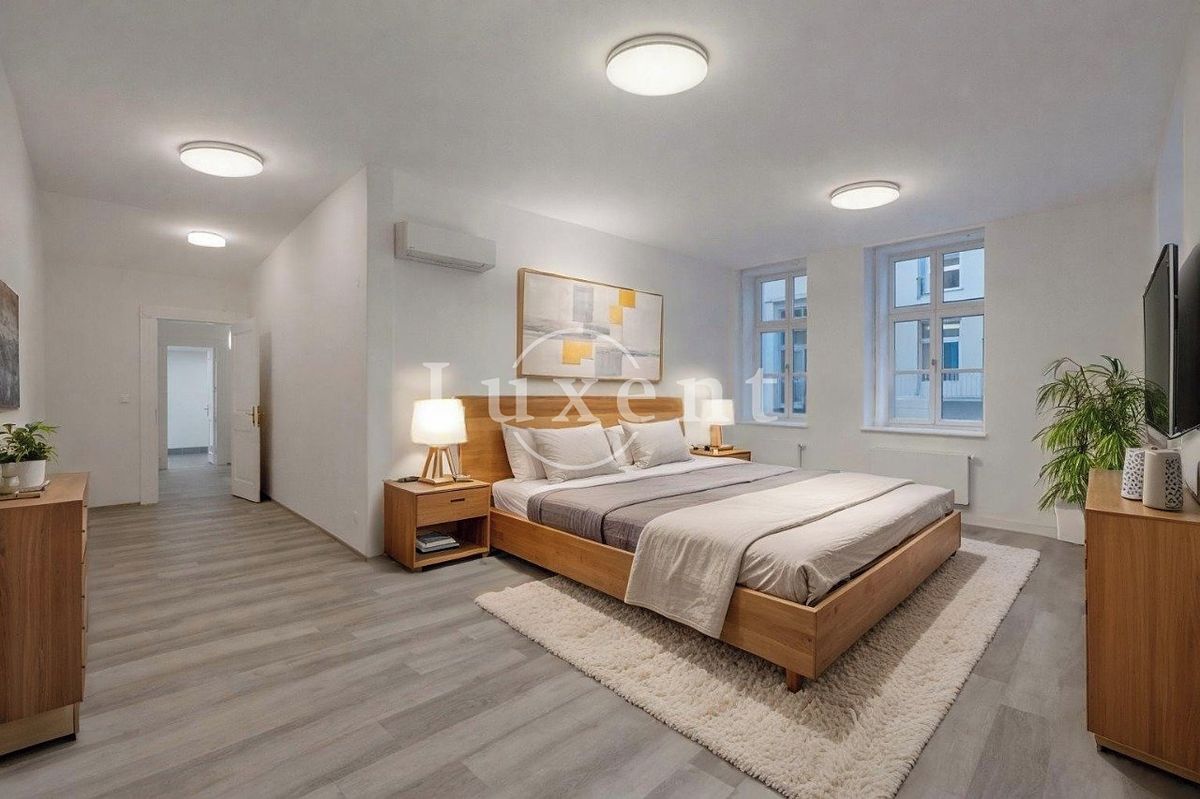 Pronájem bytu 4+kk 156 m²