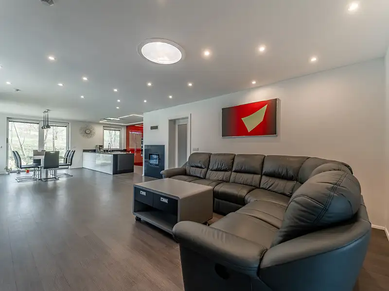 Prodej rodinného domu 241 m², pozemek 4418 m², Dobratice – náhled fotky 2