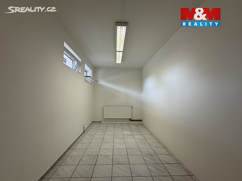 Pronájem kanceláře 170 m² – pohled 2