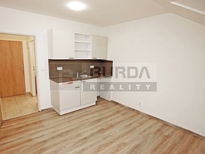 Pronájem bytu 1+kk 25 m²