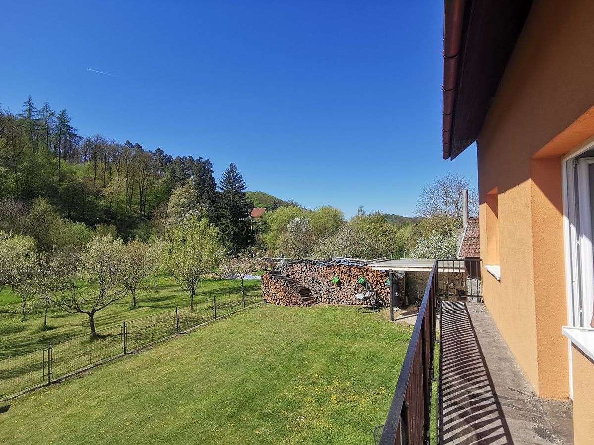 Prodej rodinného domu 160 m², pozemek 876 m² – fotografie 4