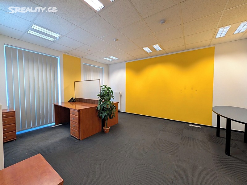 Pronájem kanceláře 68 m² - Widok 6