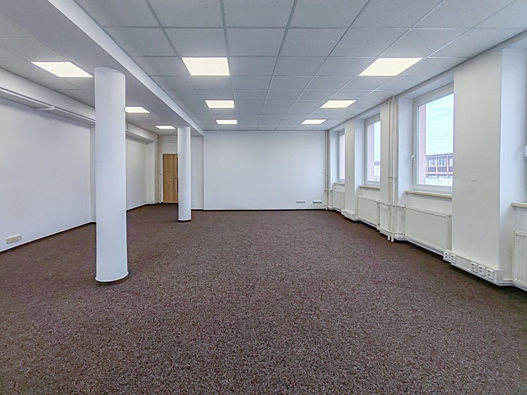 Комерційне приміщення в оренду, 102 м² (5 з 14)