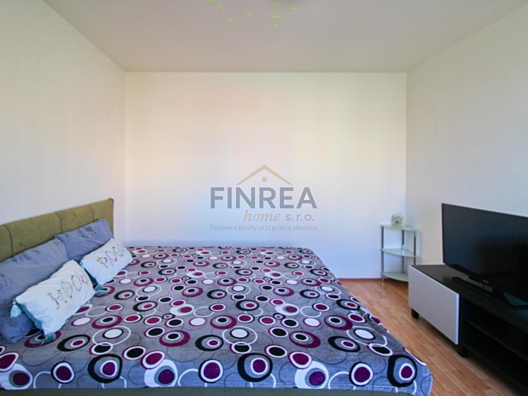 Квартира 4+1 на продаж, 82 м² (17 з 20)