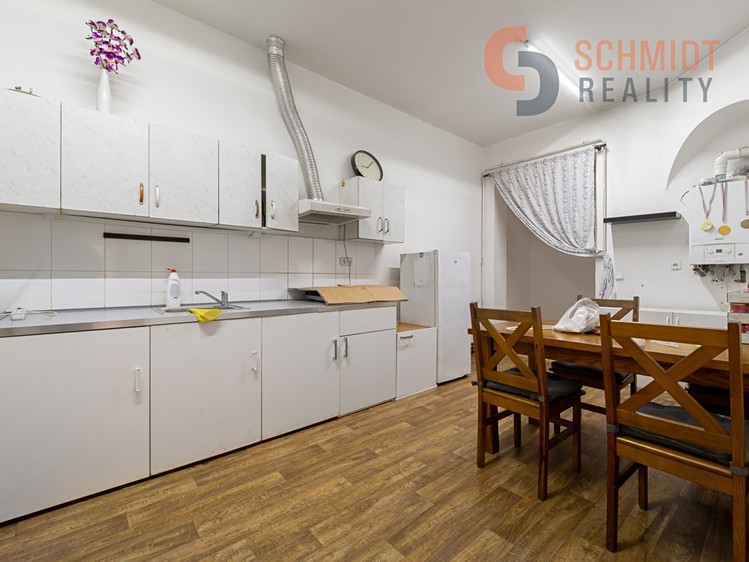 Комерційне приміщення на продаж, 900 м² (12 з 15)
