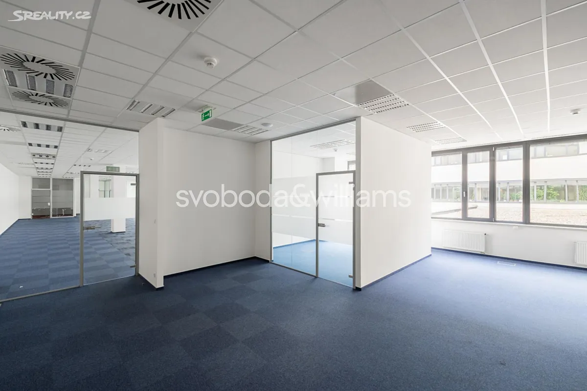 Pronájem kanceláře 868 m² – pohled 4