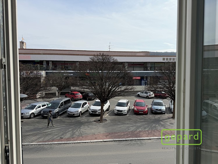 Комерційне приміщення в оренду, 84 м² (12 з 15)