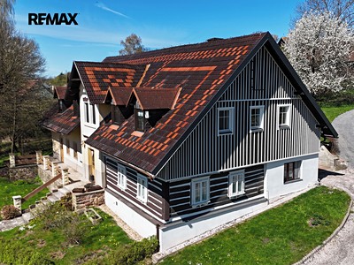 Prodej  rodinného domu 368 m², pozemek 635 m²