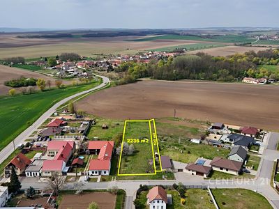 Prodej stavebního pozemku 2756 m²
