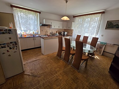 Prodej  rodinného domu 400 m², pozemek 2 000 m² — photo 5