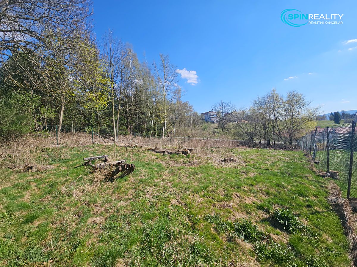 Prodej stavebního pozemku 600 m² – fotografie 2