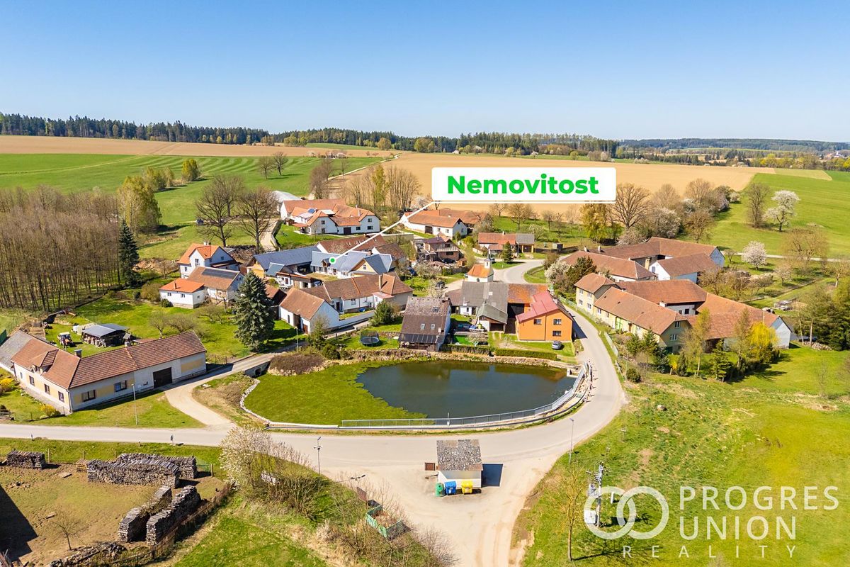 Prodej rodinného domu 103 m², pozemek 995 m² – fotografie 2