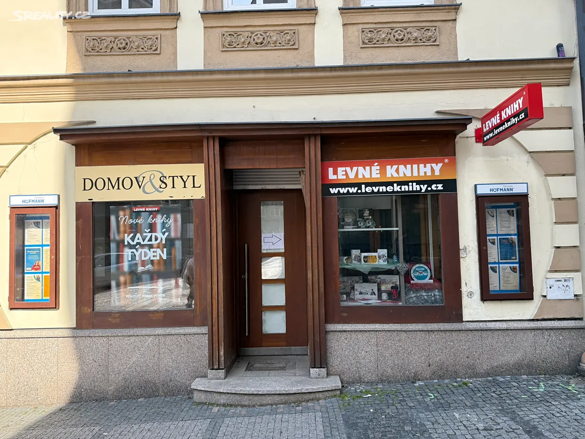 Pronájem obchodního prostoru 38 m² – pohled 2