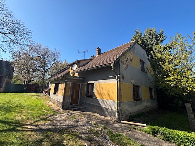 Prodej rodinného domu 250 m², pozemek 3717 m² – fotografie 2
