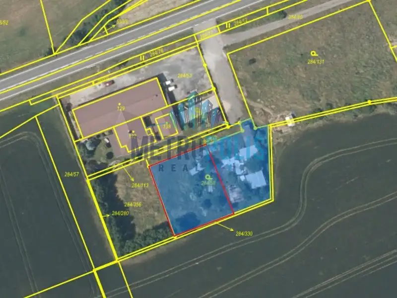 Prodej stavebního pozemku 800 m², Bavoryně – náhled fotky 1