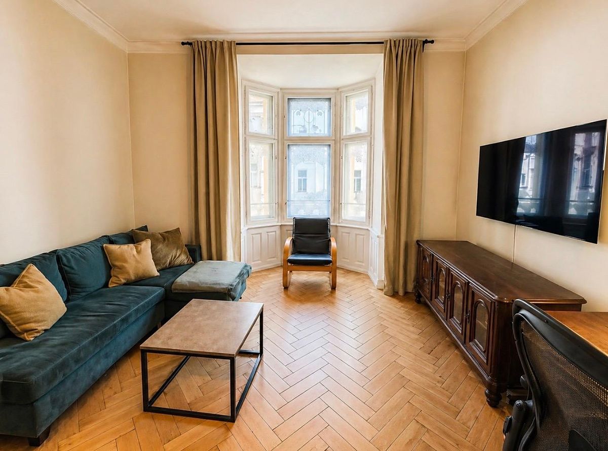 Pronájem bytu 2+kk 63 m² (Jednopodlažní)