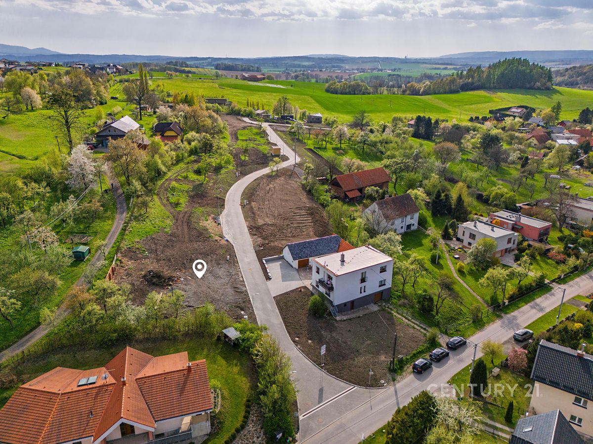 Prodej stavebního pozemku 1100 m², Starý Jičín – fotka 1 z 3