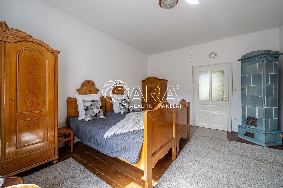 Prodej rodinného domu 170 m², pozemek 566 m² – fotografie 3