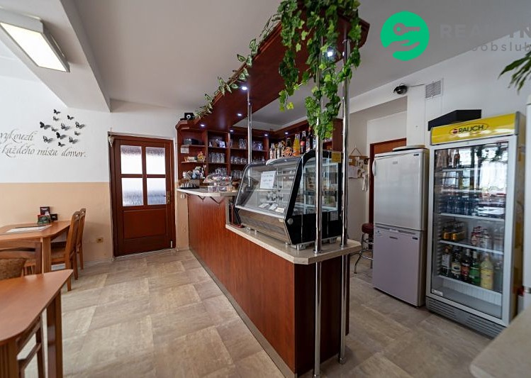 Prodej komerčního prostoru, 340 m² (13 z 20)