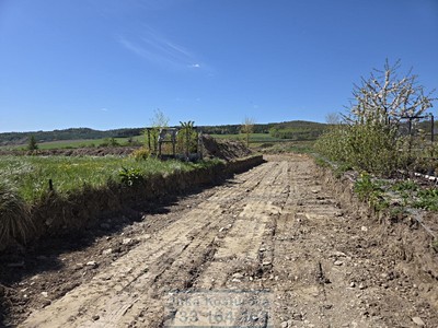 Prodej  stavebního pozemku 1 200 m²