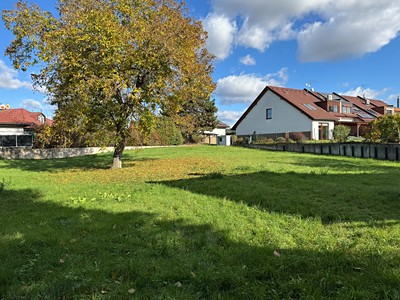 Prodej  stavebního pozemku 1 188 m²