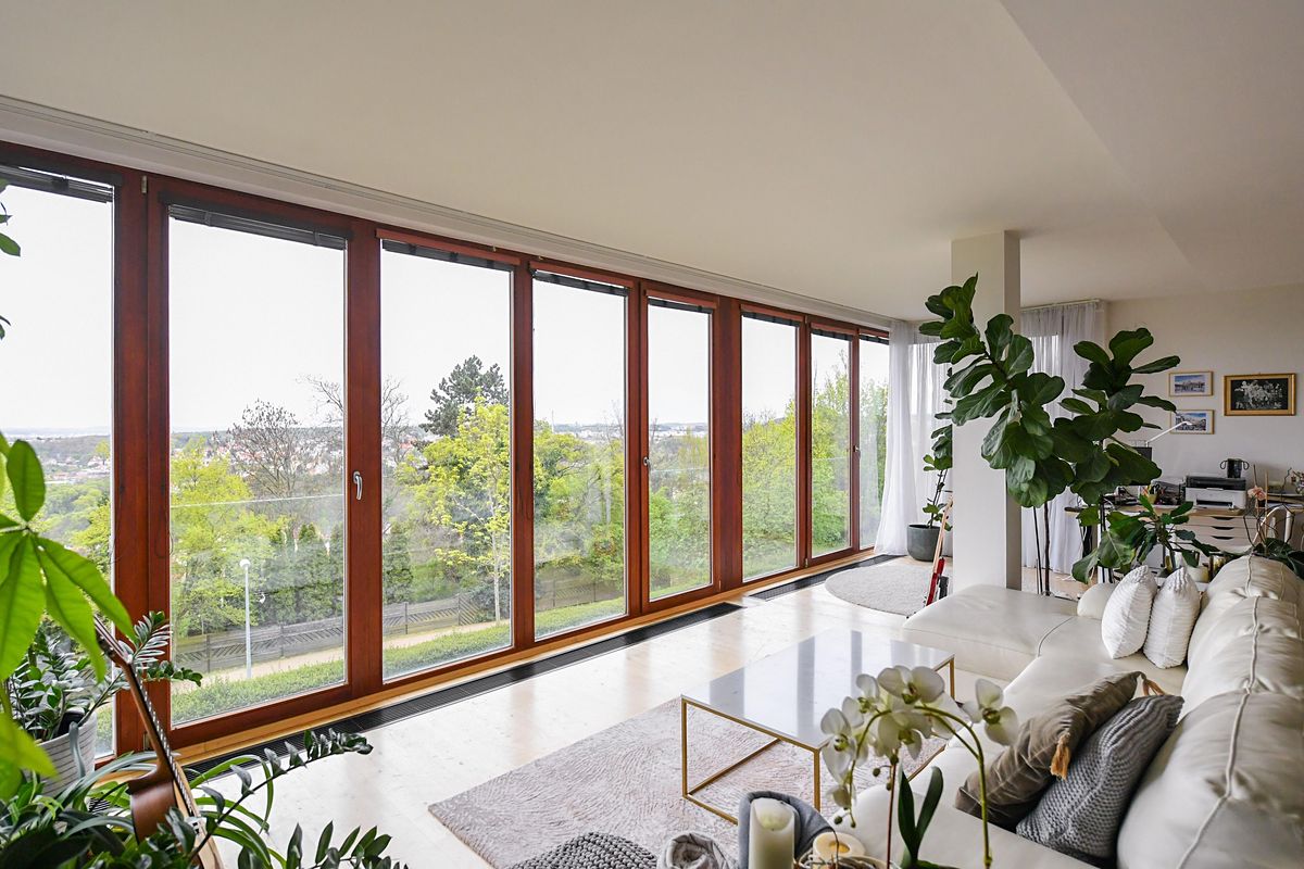 Pronájem bytu 4+1 185 m²