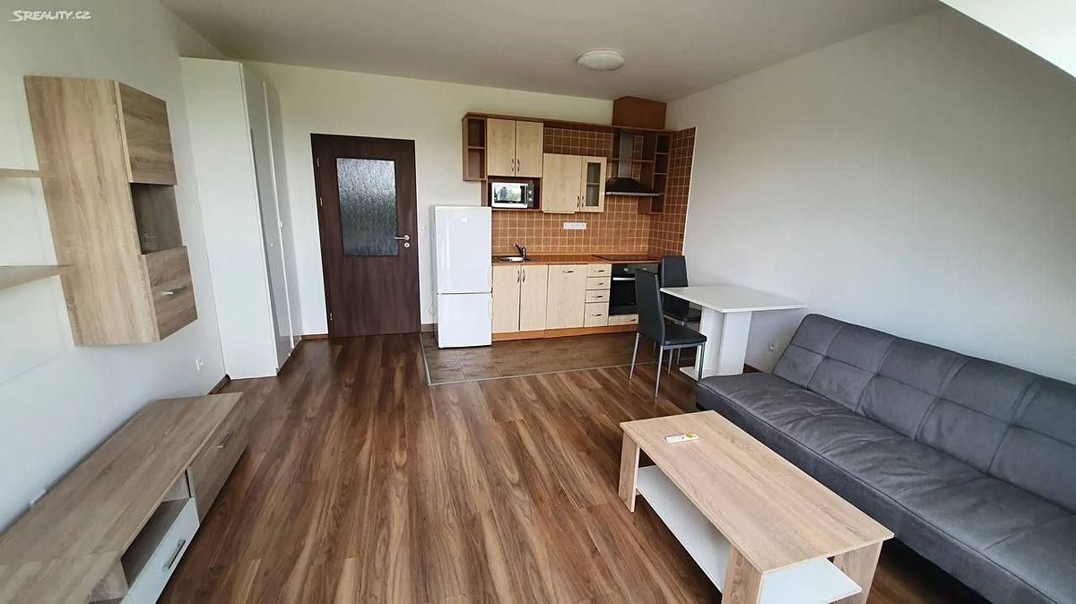 Prodej bytu 1+kk 35 m² (Jednopodlažní)