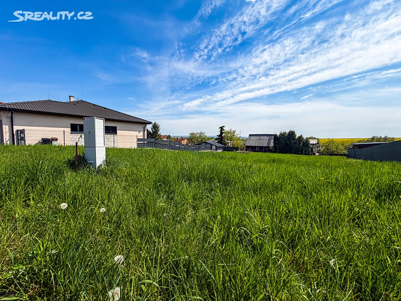 Prodej  stavebního pozemku 802 m² – pohled 4