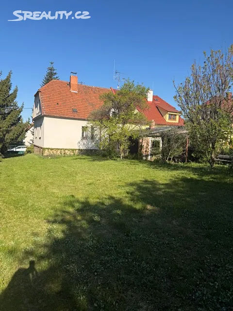 Prodej vily 140 m², pozemek 908 m² – pohled 2