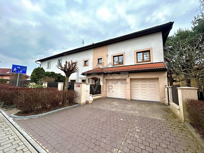 Prodej  rodinného domu 320 m², pozemek 397 m²