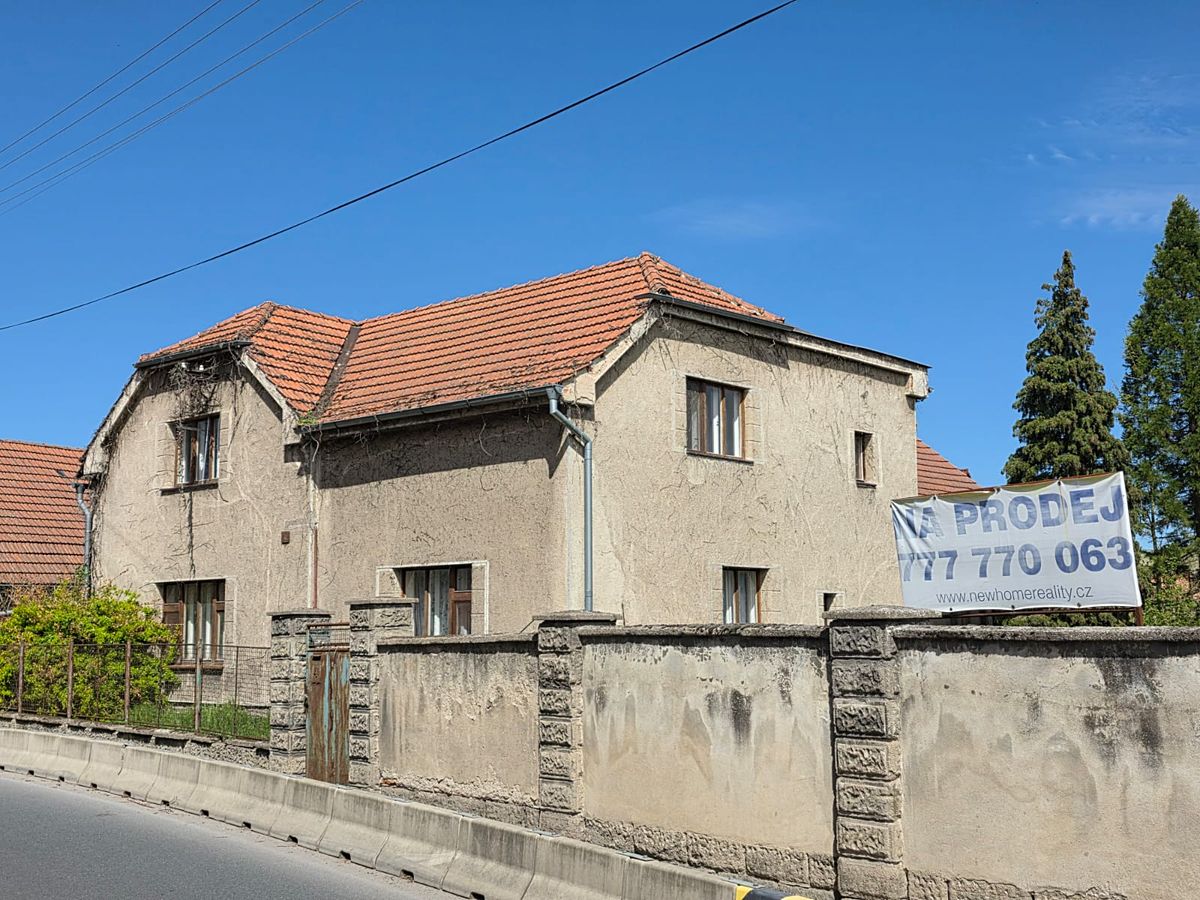 Prodej rodinného domu 400 m², pozemek 1082 m²