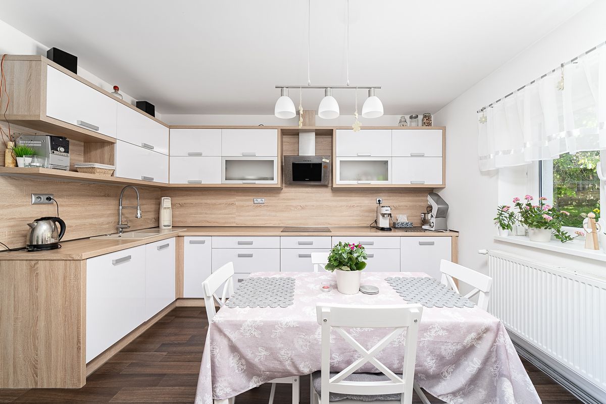 Prodej rodinného domu 520 m², pozemek 1414 m² – fotografie 3