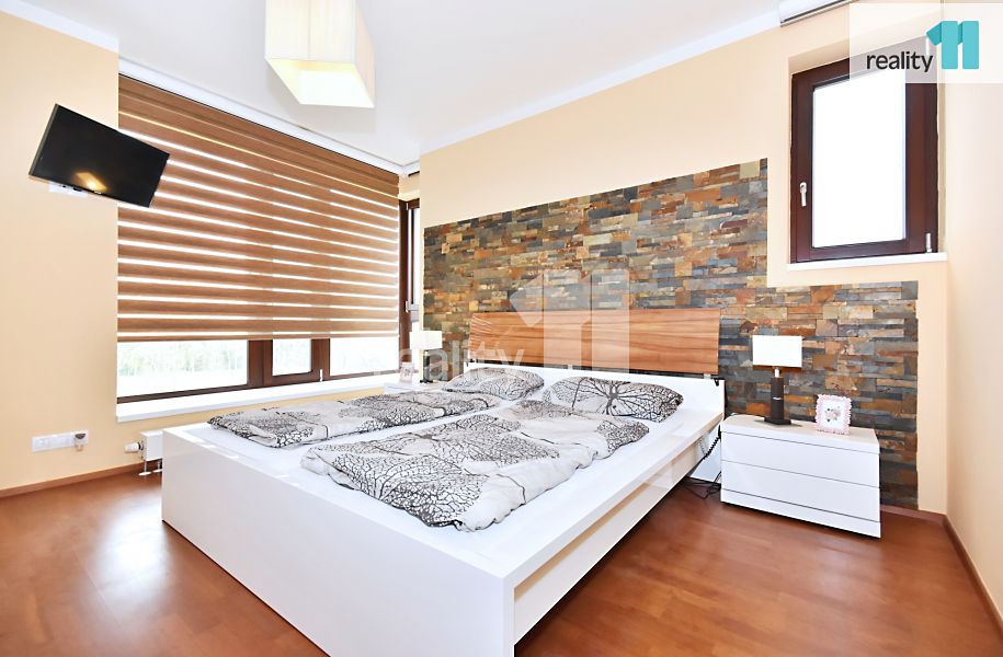 Prodej bytu 4+kk 93 m² – fotografie 3