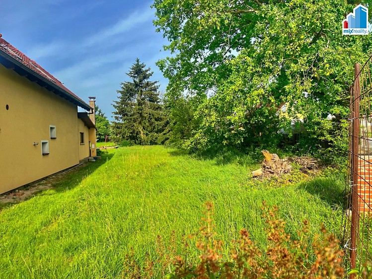 Prodej pozemku, 657 m² (9 z 13)