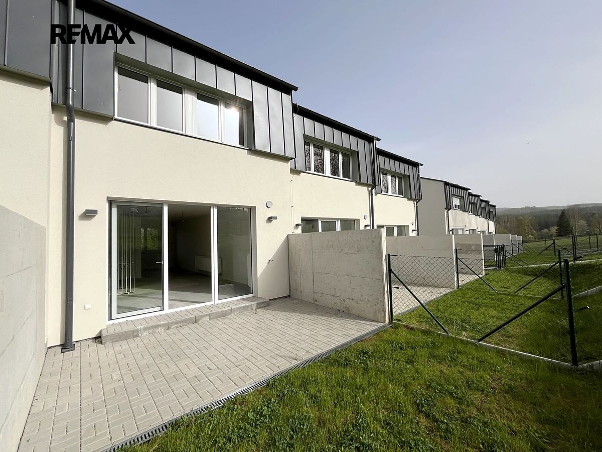Prodej rodinného domu 139 m², pozemek 157 m² – fotografie 3
