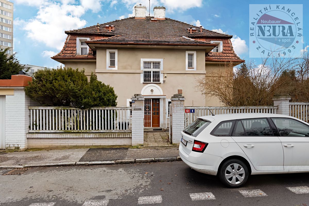 Prodej vily 295 m², pozemek 846 m² – fotografie 4