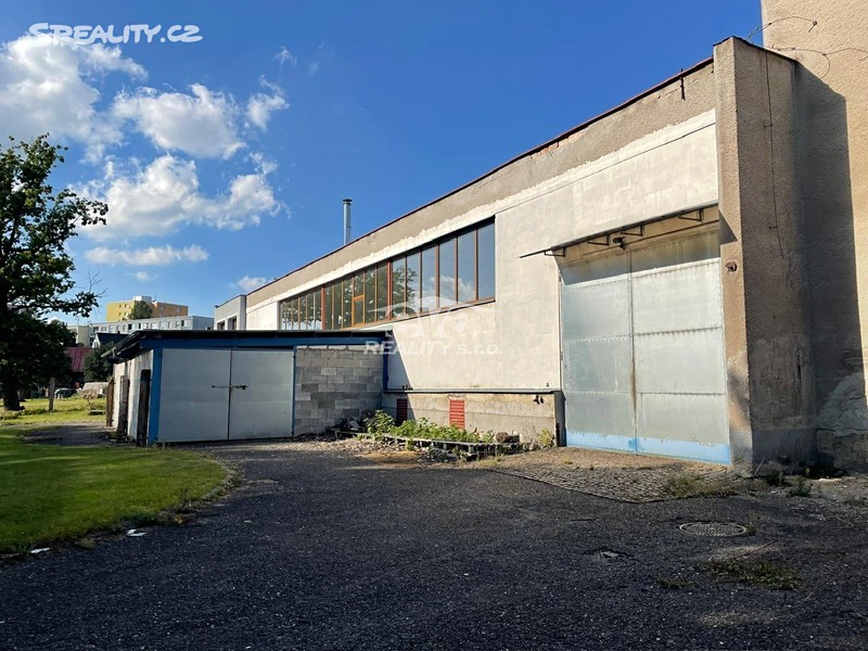 Prodej výrobní haly, prostoru 830 m², Rumburk