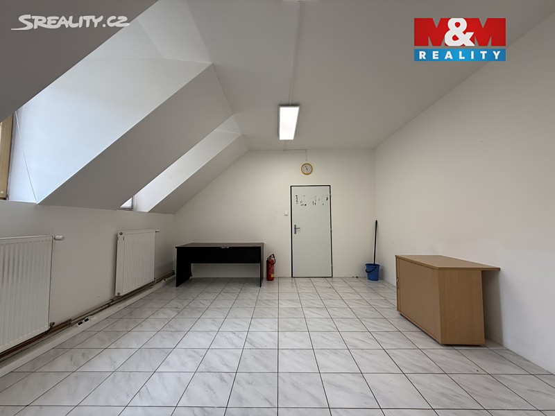 Pronájem kanceláře 170 m² – pohled 5