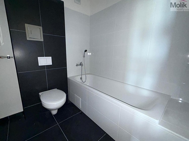 Квартира 2+kk в оренду, 50 м² (13 з 14)
