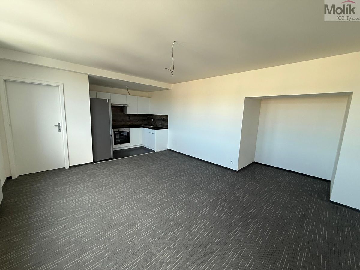 Pronájem bytu 3+kk 103 m² – fotografie 5