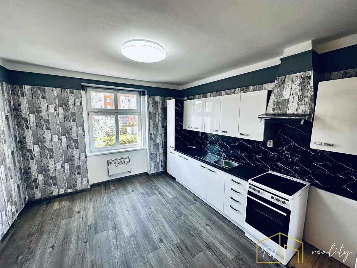 Pronájem bytu 2+1 65 m² – fotografie 2