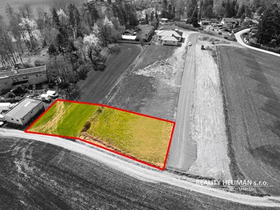 Prodej  stavebního pozemku 1 002 m²