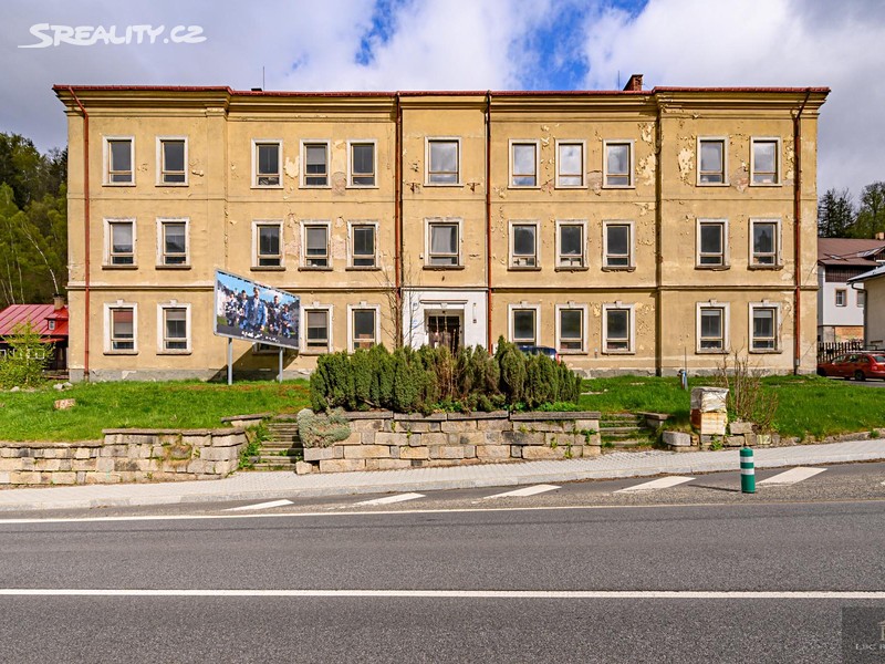Prodej činžovního domu 900 m², Desná