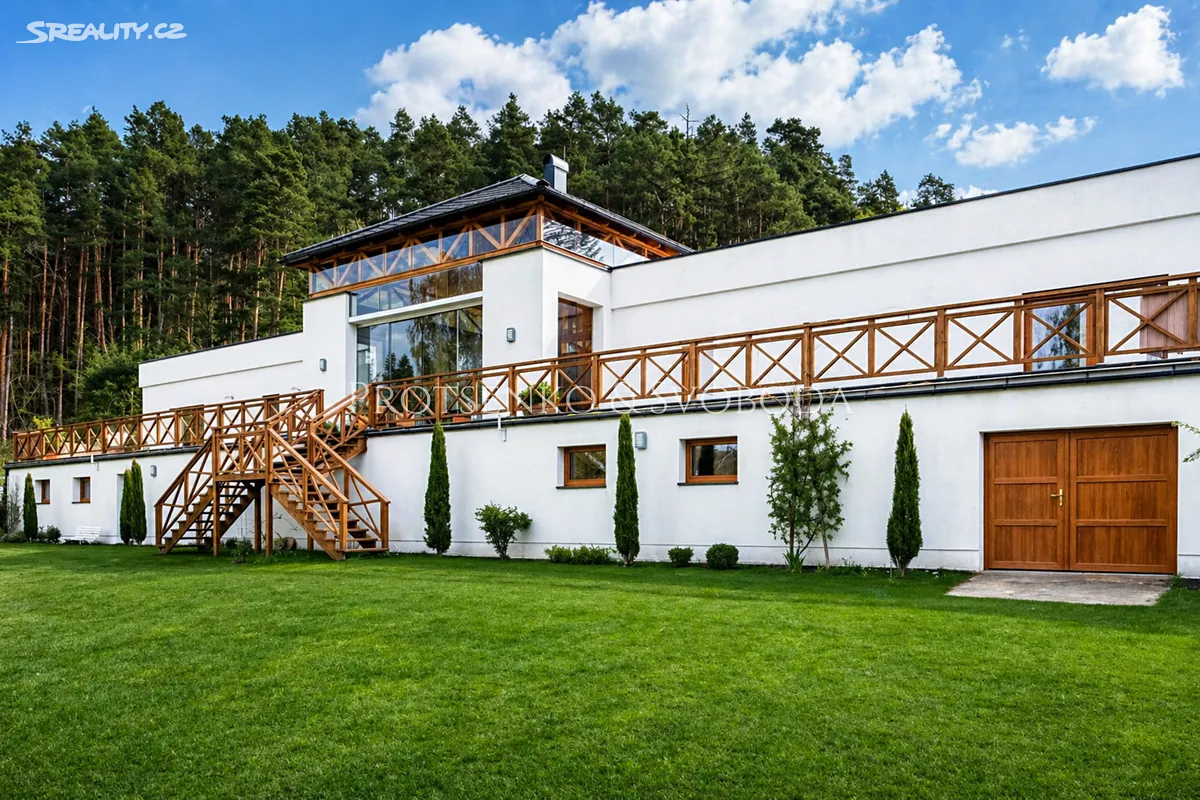 Prodej rodinného domu 642 m², pozemek 6248 m², Samopše