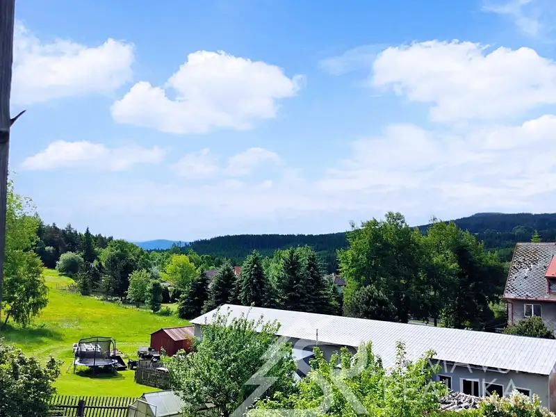 Prodej rodinného domu 300 m², pozemek 539 m², Nicov – náhled fotky 2