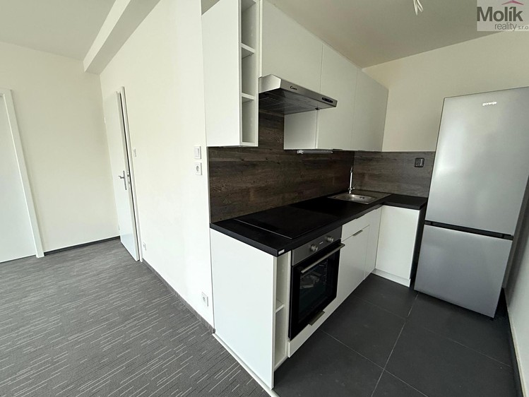 Квартира 2+kk в оренду, 50 м² (2 з 13)